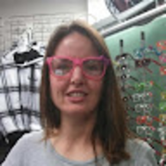 Meet your Posher, Rene - Picture 1 of 1